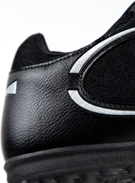 Изображение товара Бутсы футзальные FN Core Kid TF / KFN5061003-000 (р.35, черный)