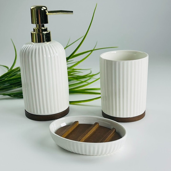 Изображение товара Набор аксессуаров для ванной Lenardi Tropical 235-033