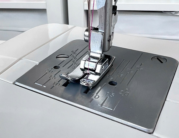 Изображение товара Лапка для швейной машины Janome J200-125-008