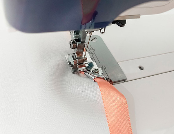 Изображение товара Лапка для швейной машины Janome J200-140-009