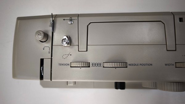 Изображение товара Швейная машина Jaguar Power Fabriq 23A