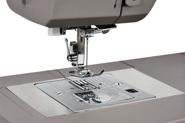 Изображение товара Швейная машина Jaguar Power Fabriq 23A