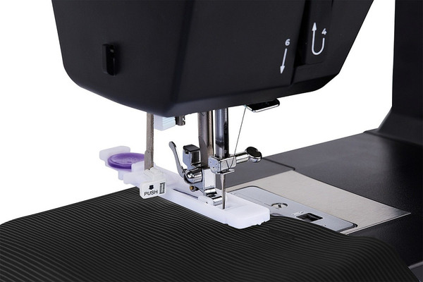 Изображение товара Швейная машина Jaguar Super Jeans L