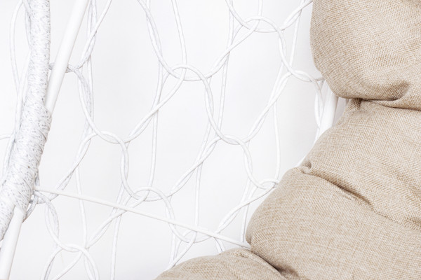 Изображение товара Кресло подвесное M-Group Капля Home / 11830101 (белый ротанг/лен подушка)