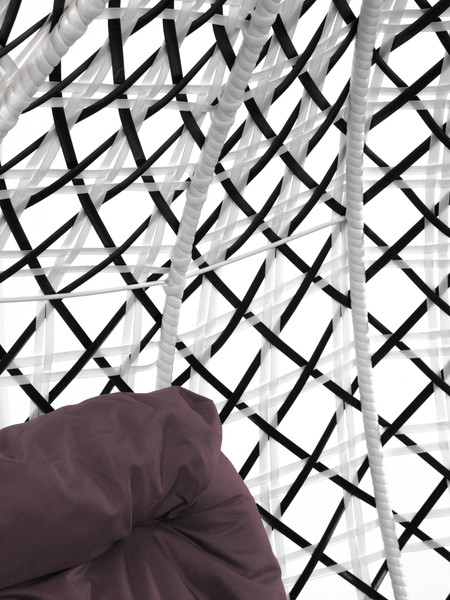 Изображение товара Кресло подвесное M-Group Капля Люкс / 11034602 (белый/черный ротанг/бордовая подушка)