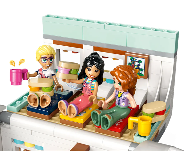 Изображение товара Конструктор Lego Friends Приключение в туристическом фургоне дружбы 42663