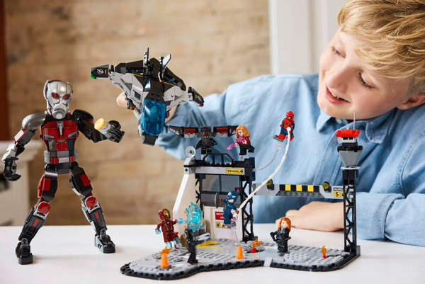 Изображение товара Конструктор Lego Marvel Капитан Америка: Противостояние 76314