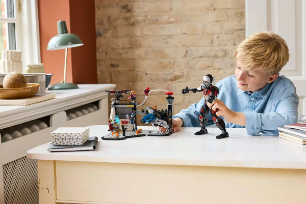 Изображение товара Конструктор Lego Marvel Капитан Америка: Противостояние 76314