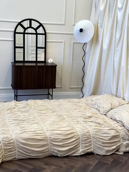 Изображение товара Зеркало Emze 60x80 / UV.ARC.WIND.60.80.CHE (черный с УФ-окантовкой)