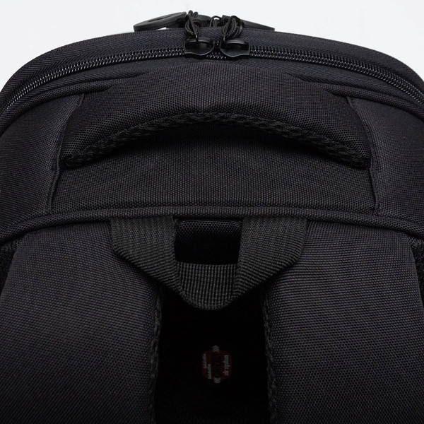 Изображение товара Школьный рюкзак Grizzly RAz-587-8 (черный/оранжевый)