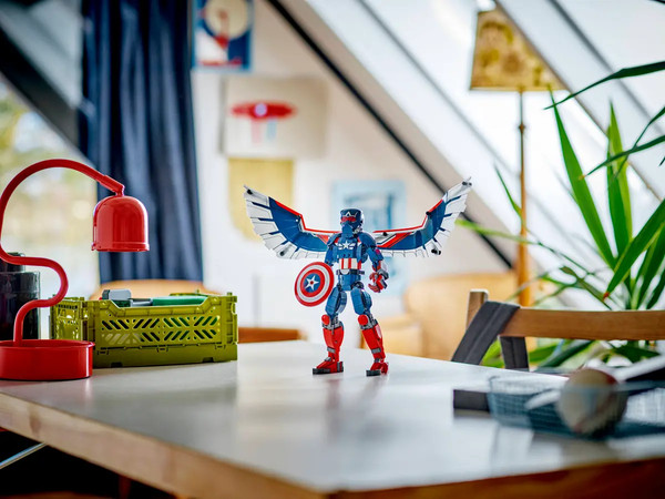 Изображение товара Конструктор Lego Marvel Новый Капитан Америка 76296