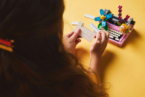 Изображение товара Конструктор Lego Creator Цветочная пишущая машинка 31169