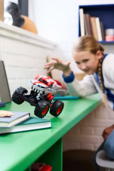 Изображение товара Конструктор инерционный Lego Technic Monster Jam ThunderROARus 42200