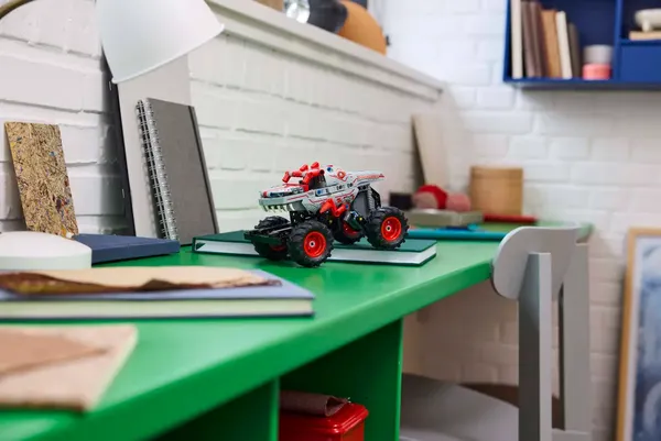 Изображение товара Конструктор инерционный Lego Technic Monster Jam ThunderROARus 42200