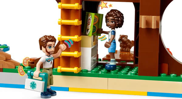 Изображение товара Конструктор Lego Friends Домик на дереве 42631