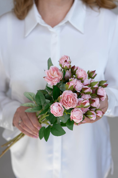 Изображение товара Искусственный букет No Brand Роза кустовая 973-5 (сиреневый)