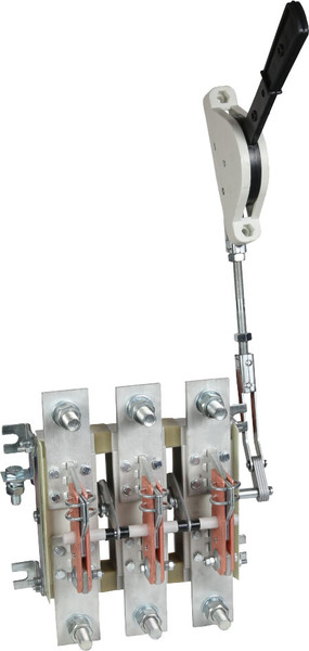 Изображение товара Выключатель-разъединитель ЭКМ РЕ19-41-31140-1000А-УХЛ3 Правый