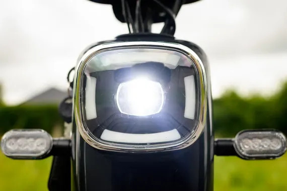 Изображение товара Электровелосипед AVM Delta Lite (красный)