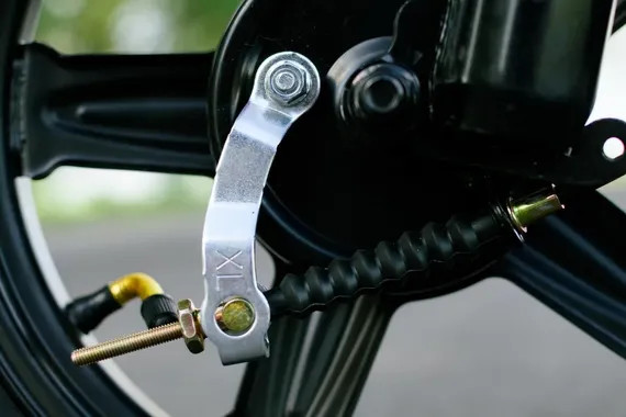 Изображение товара Электровелосипед AVM Delta Lite (черный)