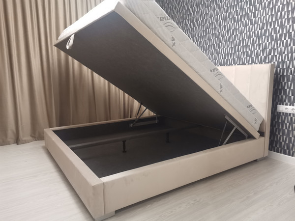 Изображение товара Двуспальная кровать Elmax Барлетта 200x200 с ПМ Газ-лифт Континентальная рама (Glory 16)