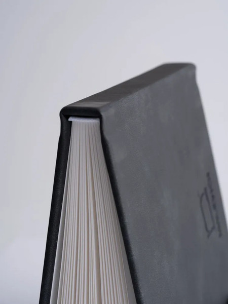 Изображение товара Скетчбук Малевичъ GrafArt White / 401276 (40л, черный)