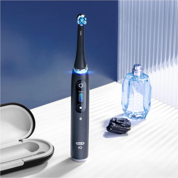 Изображение товара Набор насадок для зубной щетки Oral-B iO RB CB Ultimate Clean Black (4шт)