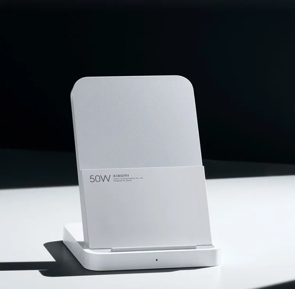 Изображение товара Зарядное устройство беспроводное Xiaomi 50W Wireless Charging Stand Pro BHR7560GL / MDY-14-EN