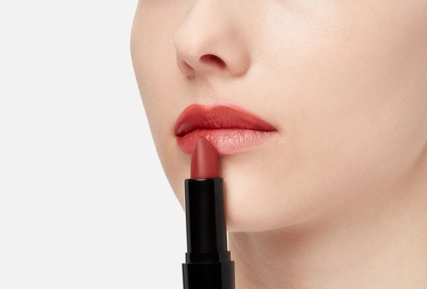 Изображение товара Помада для губ Shinewell Enjoy Увлажняющая MLM1-01 (3г)