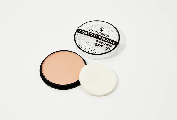 Изображение товара Пудра компактная Shinewell Матирующая SPF15 FLD2-03 (10г)