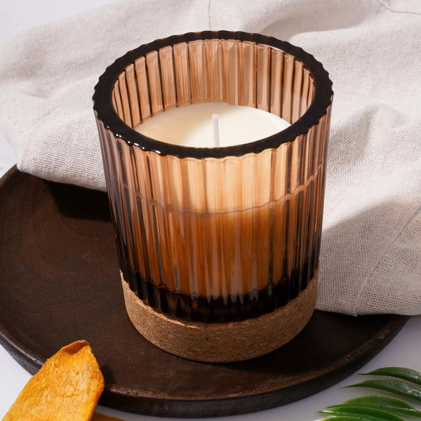 Изображение товара Свеча Вещицы Mango&Peach YJC-13