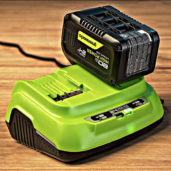 Изображение товара Зарядное устройство для электроинструмента Greenworks G24X2C8 / 2958807