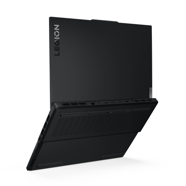 Изображение товара Игровой ноутбук Lenovo Legion Pro 7 16IRX9H (83DE004GRK)