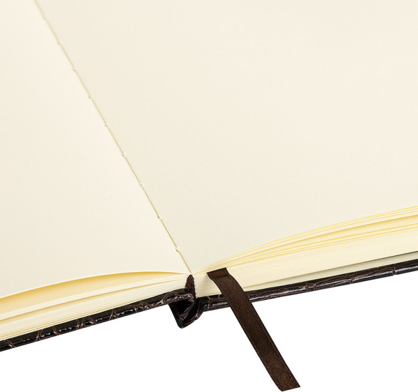 Изображение товара Скетчбук Brauberg Art Classic / 116471 (80л, коричневый)