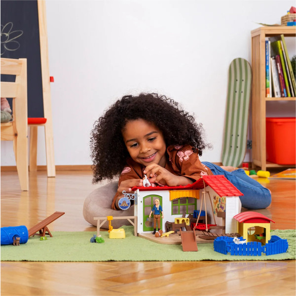 Изображение товара Игровой набор Schleich Кормление и уход за животными / 42607