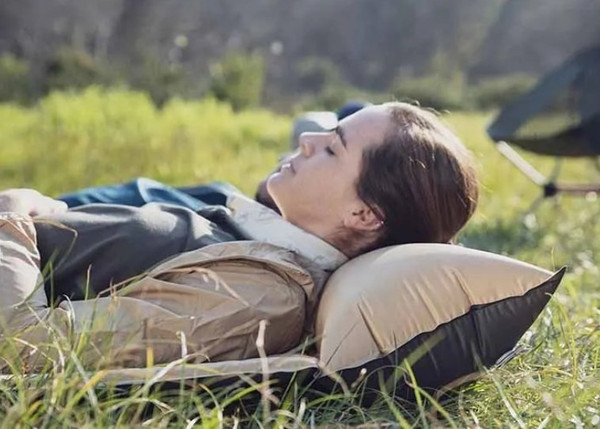 Изображение товара Туристический коврик Naturehike NH15Q002-D-YESN (песочный)