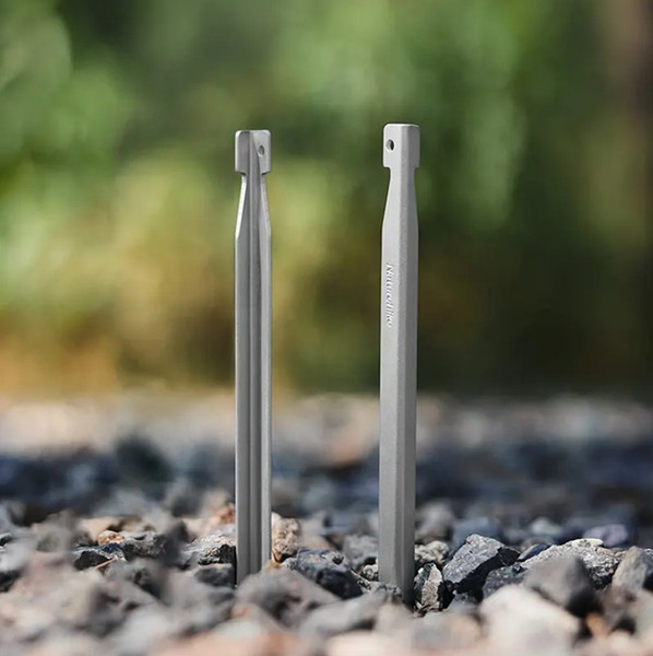 Изображение товара Набор колышков для палатки Naturehike CNK2300ZP016-SL (8шт, серебристый)