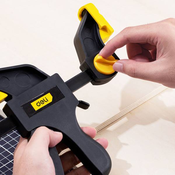 Изображение товара Струбцина Deli EDL110106 (желтый/черный)
