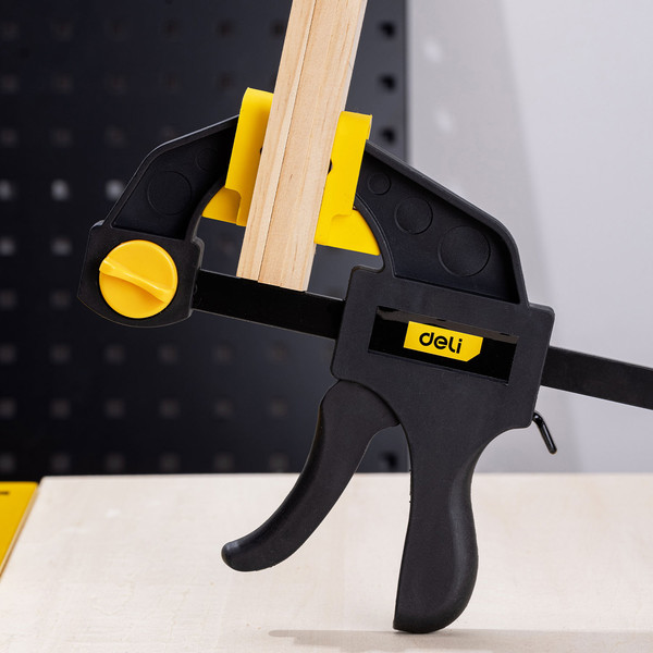 Изображение товара Струбцина Deli EDL110106 (желтый/черный)