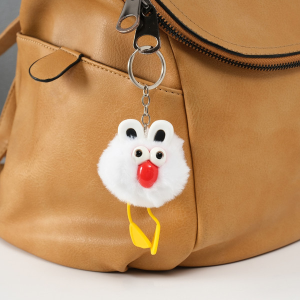 Изображение товара Брелок Sima-Land Пушистик на кольце. Большеглазая ворона / 10702208 (белый)