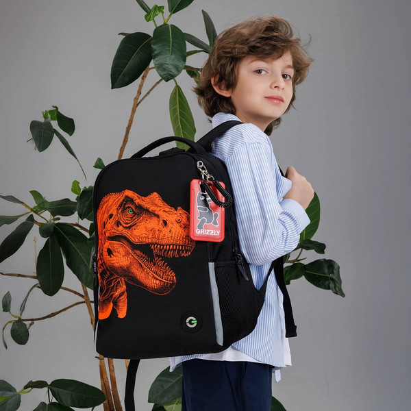 Изображение товара Школьный рюкзак Grizzly RB-551-6 (черный/оранжевый)