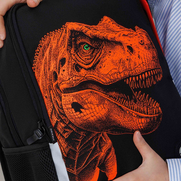 Изображение товара Школьный рюкзак Grizzly RB-551-6 (черный/оранжевый)