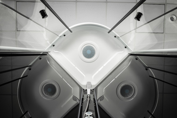 Изображение товара Душевая кабина Saniteco SNT-90 90х90 (черный/прозрачное стекло)