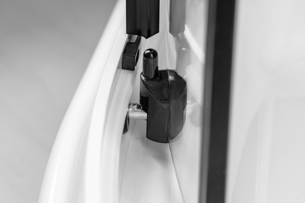 Изображение товара Душевая кабина Saniteco SNT-90 90х90 (черный/прозрачное стекло)