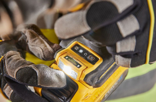 Изображение товара Профессиональная дрель-шуруповерт DeWalt DCD1007NT