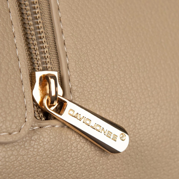 Изображение товара Рюкзак David Jones 823-CM7349-TTP (коричневый)