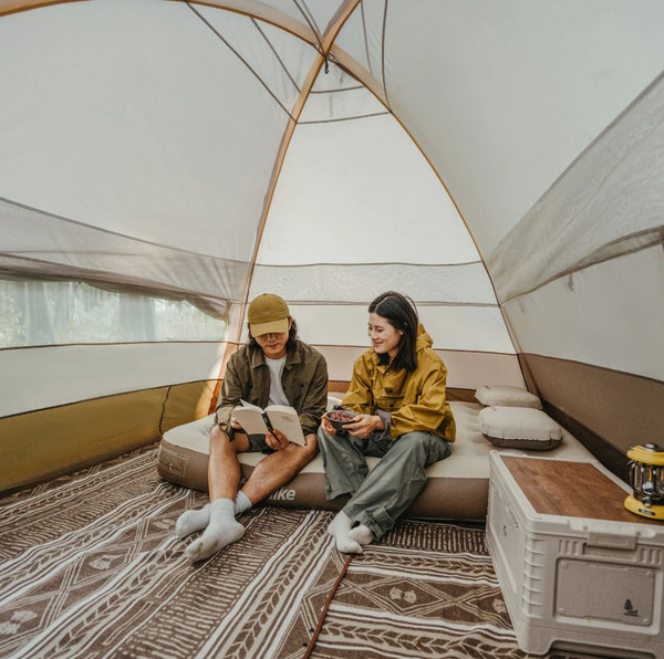 Изображение товара Палатка Naturehike Kota 6 / CNK2450WS031-6LBG (серый/коричневый)