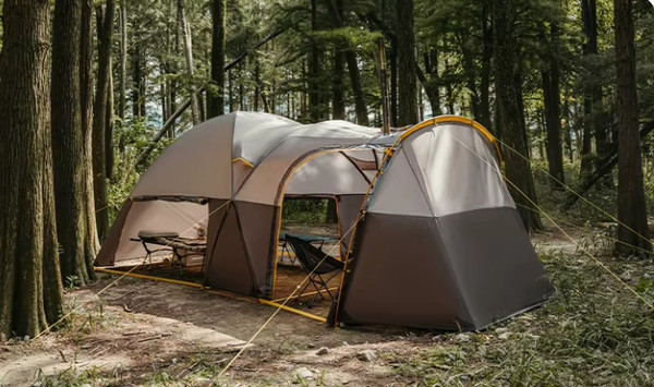 Изображение товара Палатка Naturehike Kota 6 / CNK2450WS031-6LBG (серый/коричневый)