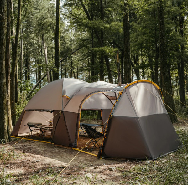 Изображение товара Палатка Naturehike Kota 6 / CNK2450WS031-6LBG (серый/коричневый)