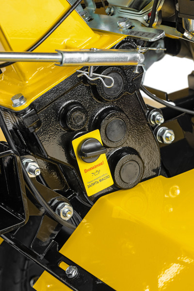 Изображение товара Мотоблок бензиновый Garvill MCP-217K-10 (колеса 4.00-10)