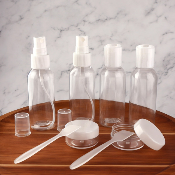 Изображение товара Набор флаконов для косметики Onlytop В чехле / 655410 (8шт, белый/прозрачный)